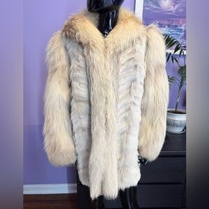 Luxurious Cream beige Fox Fur Coat